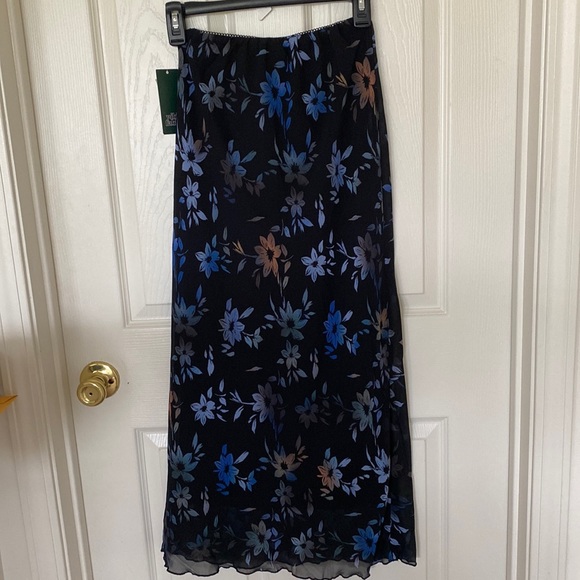 “Wild Fable” black floral lined, pull on skirt; size XS; NWT - Picture 3 of 6